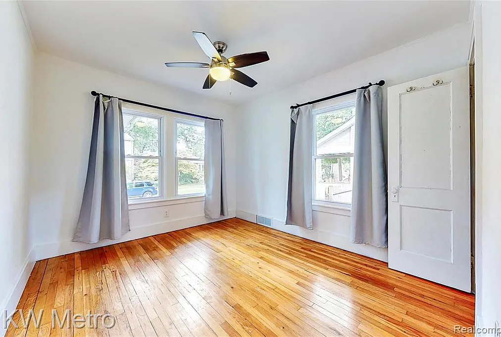 2 bed, 811 sqft, $1,800 — Photo 4