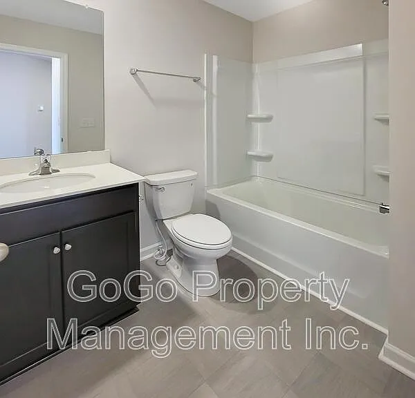 1355 Wunder Way — Photo 7