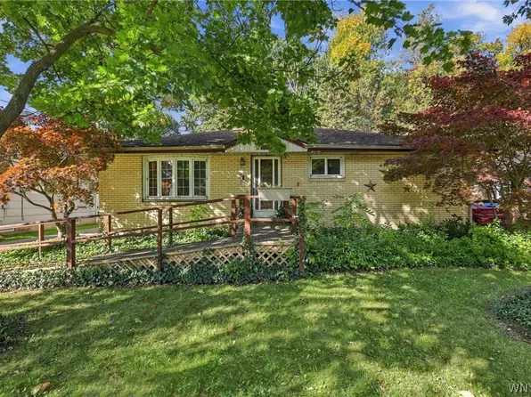 1270 Master St, North Tonawanda, NY 14120