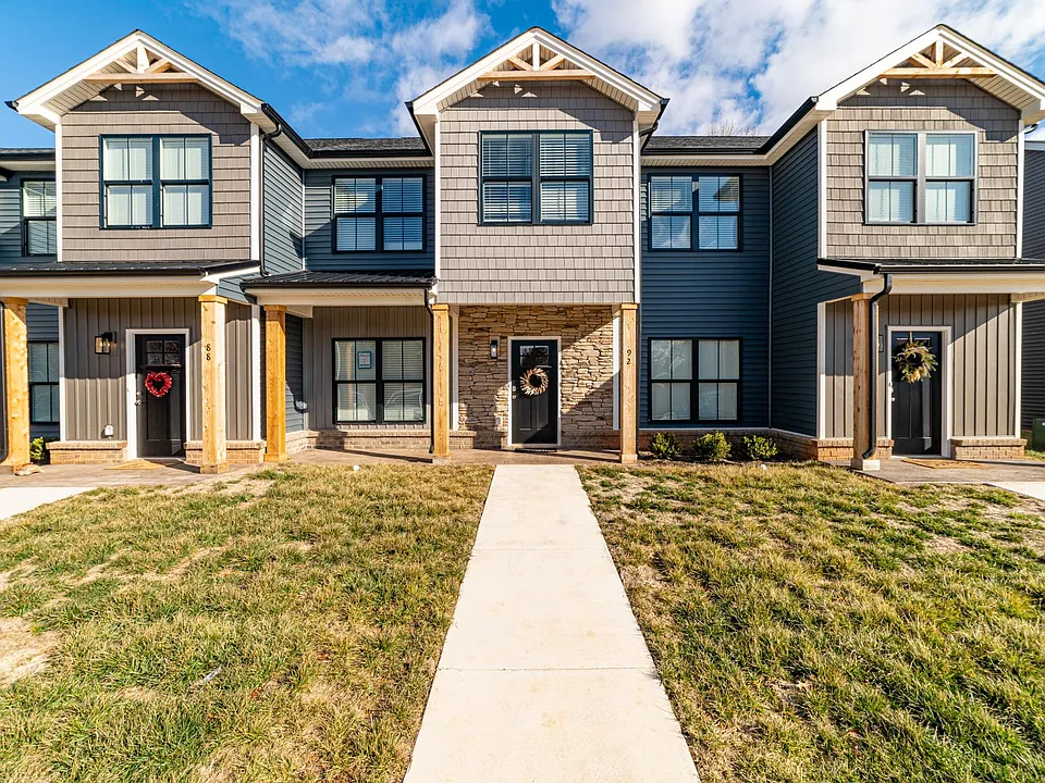 76 Sunburst Villa Dr