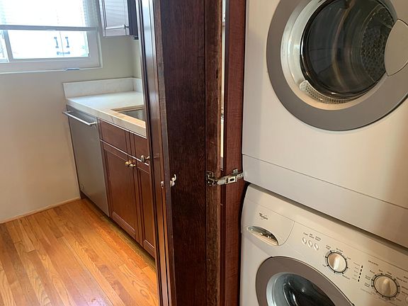 5th image of 7868 1/2 Girard Ave #8