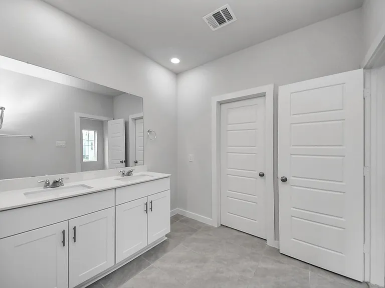 3830 Glossy Lake Dr — Photo 30