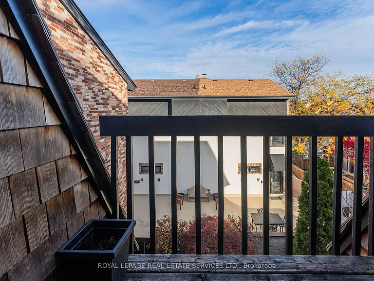 70 Shaftesbury Ave #4 — Photo 30