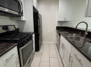 10911 Rochester Ave APT 202, Los Angeles, CA 90024