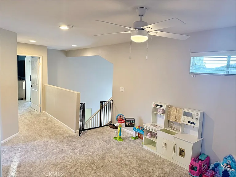 26587 Alta Ave — Photo 35