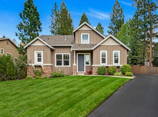 61486 Diamond Lake Dr, Bend, OR 97702