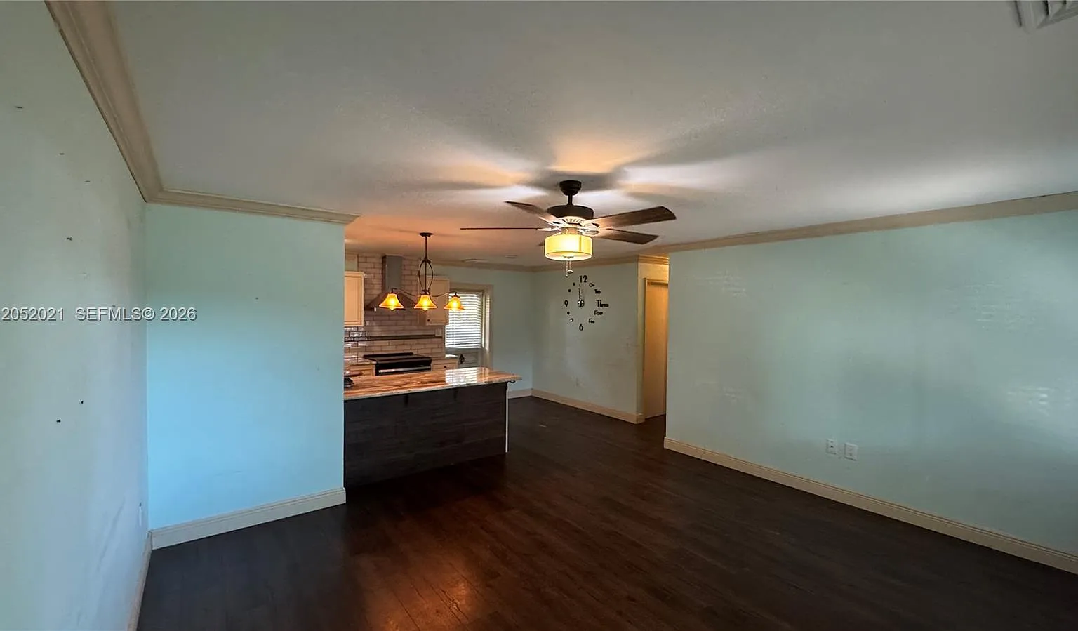 3 bed, 1.5 bath, $1,800 — Photo 4