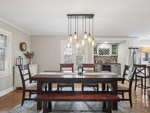 5th image of 518 Vine Ave