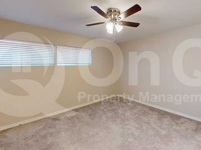 7804 Village Trail Dr — Photo 12