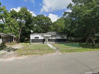 17 Judith Drive, Coram, NY, 11727