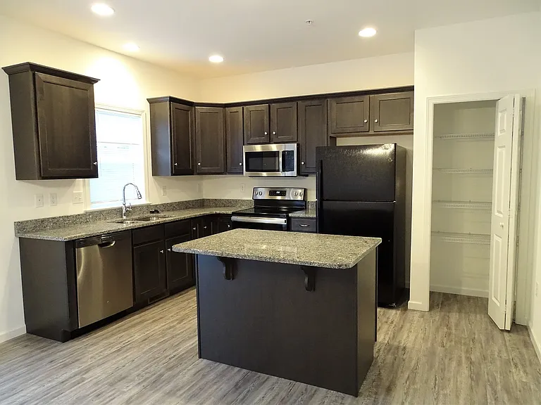 12 Glenbrook Ct — Photo 7