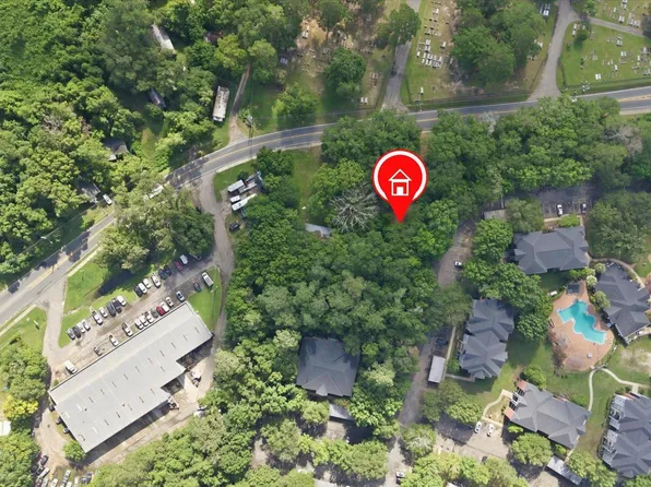 1612 Old Bainbridge Rd, Tallahassee, FL 32303