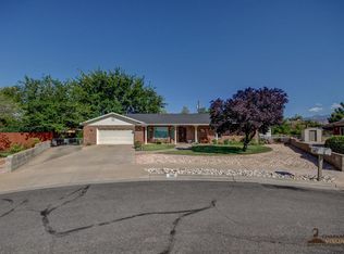 395 N Circula Violeta, Washington, UT 84780