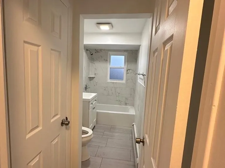 1403 Union St #1 — Photo 7