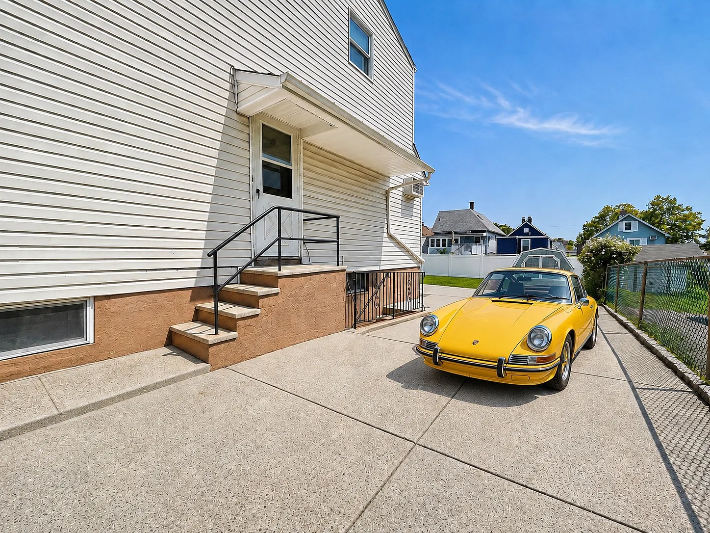 2 bed, $2,000 — Photo 2