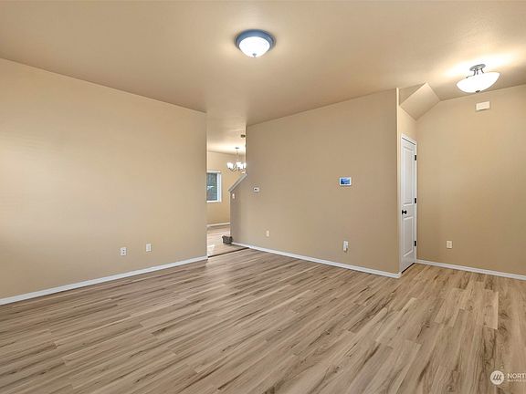 5th image of 14939 91st Avenue SE