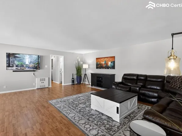 2201 S Holly St APT 6, Denver, CO 80222