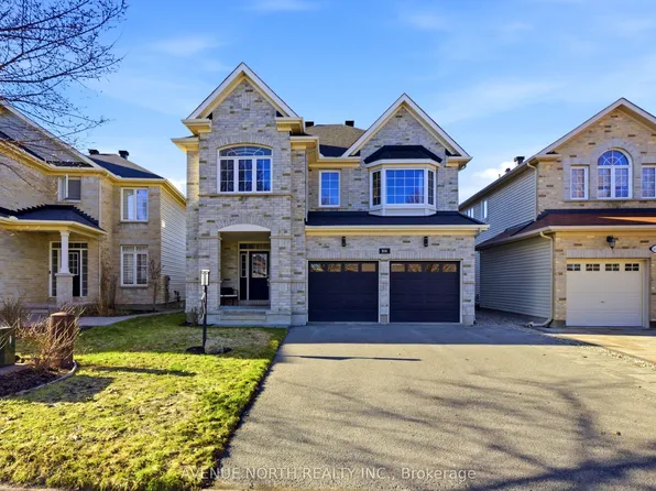 514 Pinawa Cir, Ottawa, ON K2J 5Y2