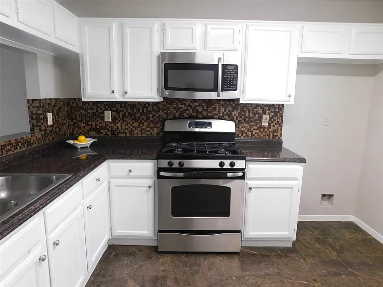 4403 Alamo Ave — Photo 26