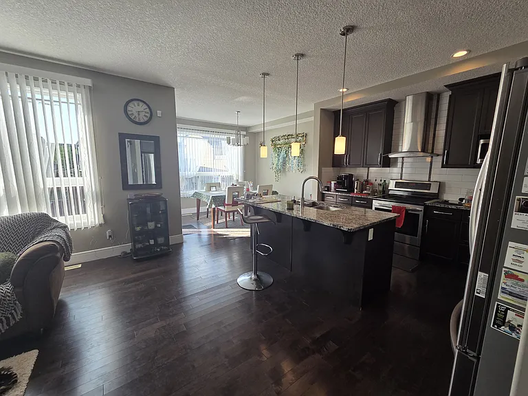 5252 17th Ave SW — Photo 3