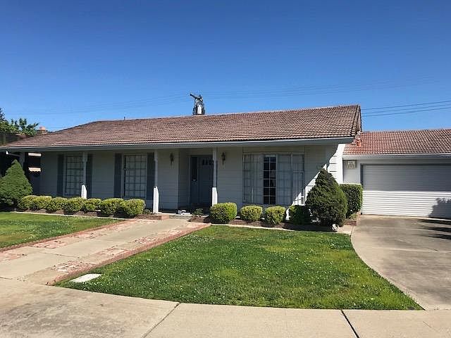 2nd image of 1199 Orangewood Dr