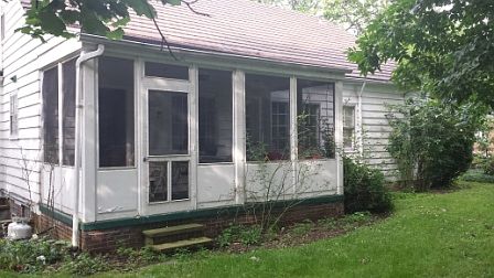 Enclosed Back Porch