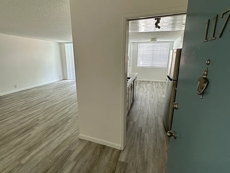 12221 San Vicente Blvd — Photo 4