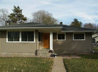 2216 4th St E, Menomonie, WI 54751