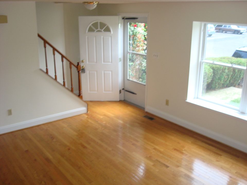 2nd image of 163 Fairfield Dr