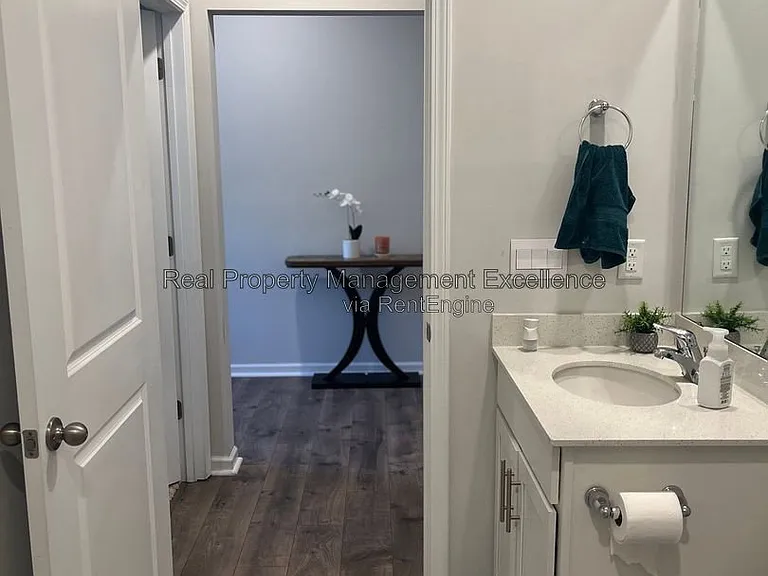 248 Lothian — Photo 14