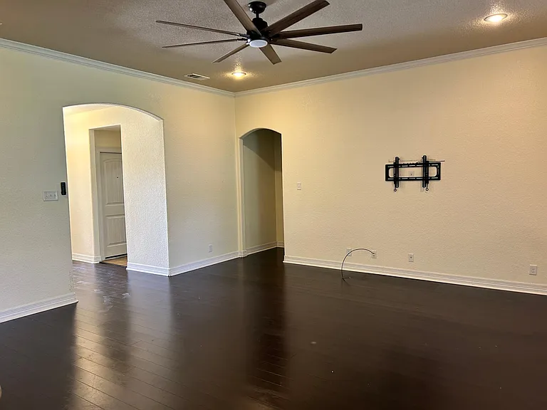 1621 Rusty Spur Dr — Photo 6