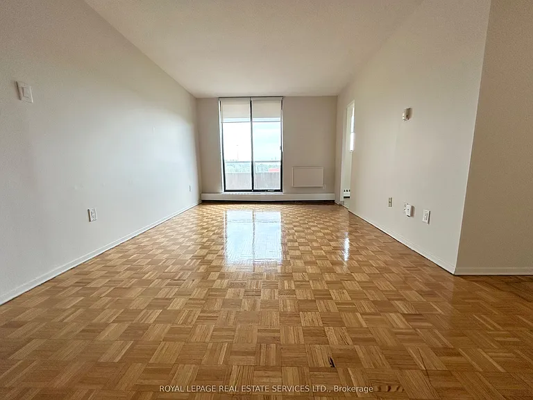 16 Cedarwoods Cres #1104 — Photo 8