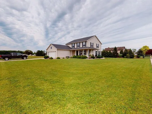208 Coopers Trl, Oak Harbor, OH 43449