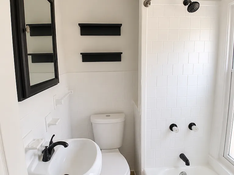 495 East St #2 — Photo 2