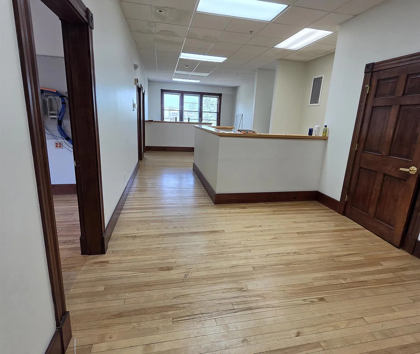 3 bed, 1337 sqft, $2,500 — Photo 1