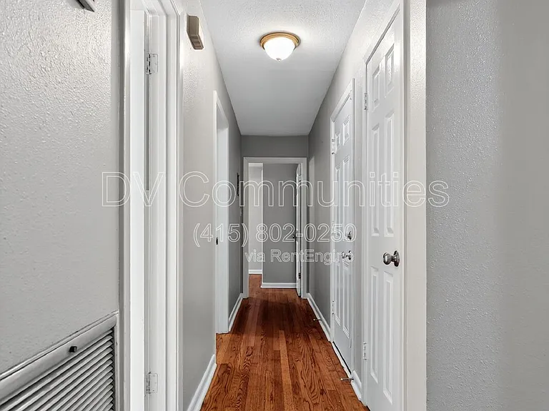 3828 Avenue N — Photo 7