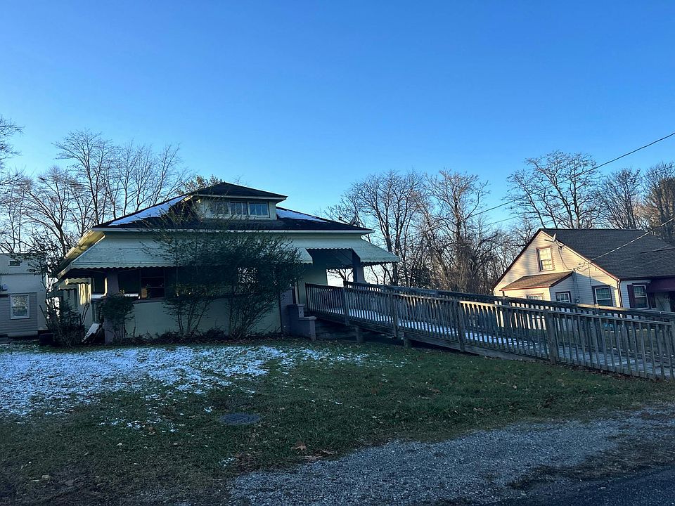 1813 7th St, Radford, VA 24141 Zillow