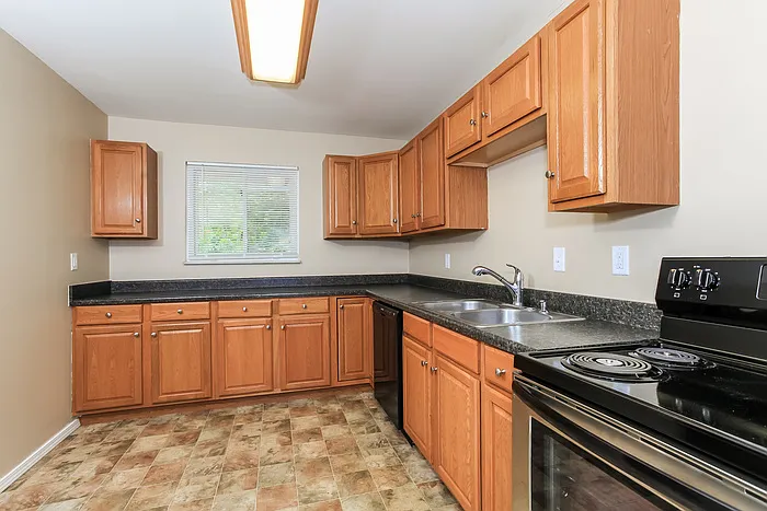 11374 Geneva Rd — Photo 4
