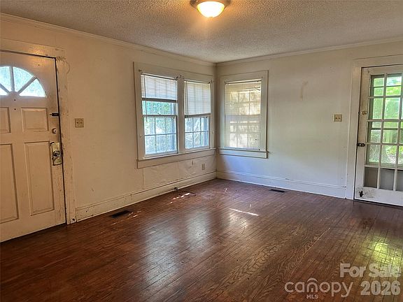 5th image of 359 Grice St