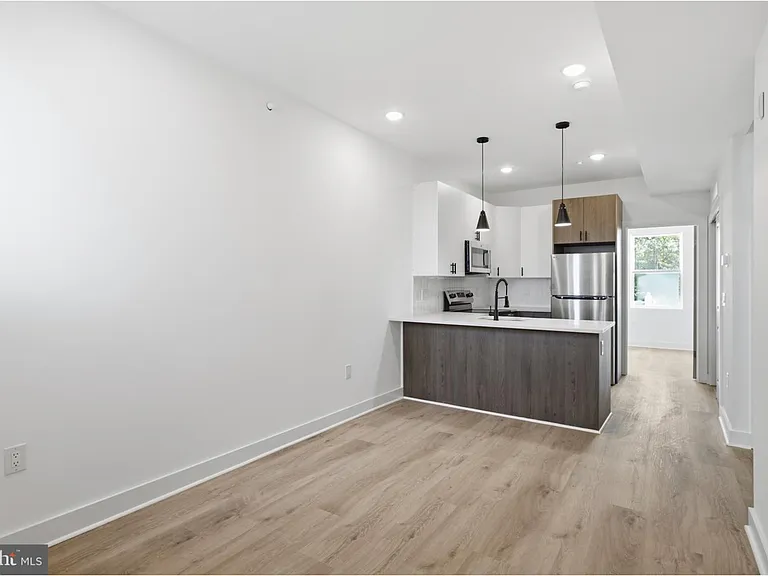 4312 Pennsgrove St #3 — Photo 9