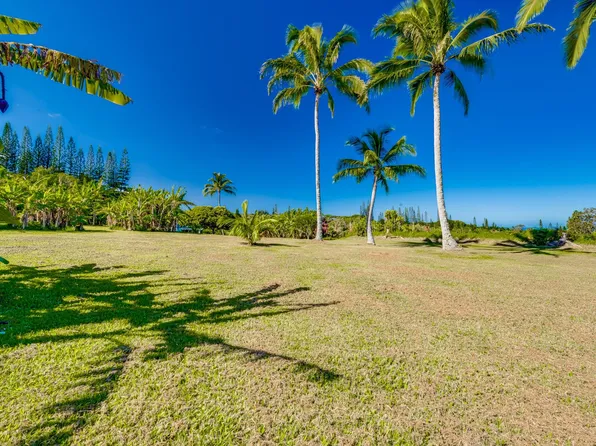 29 Door Of Faith Rd #B, Haiku, HI 96708