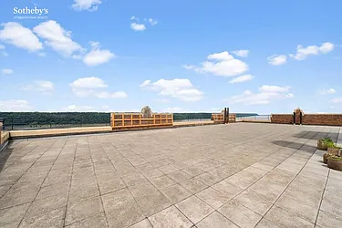 Rented by Sotheby's International Realty