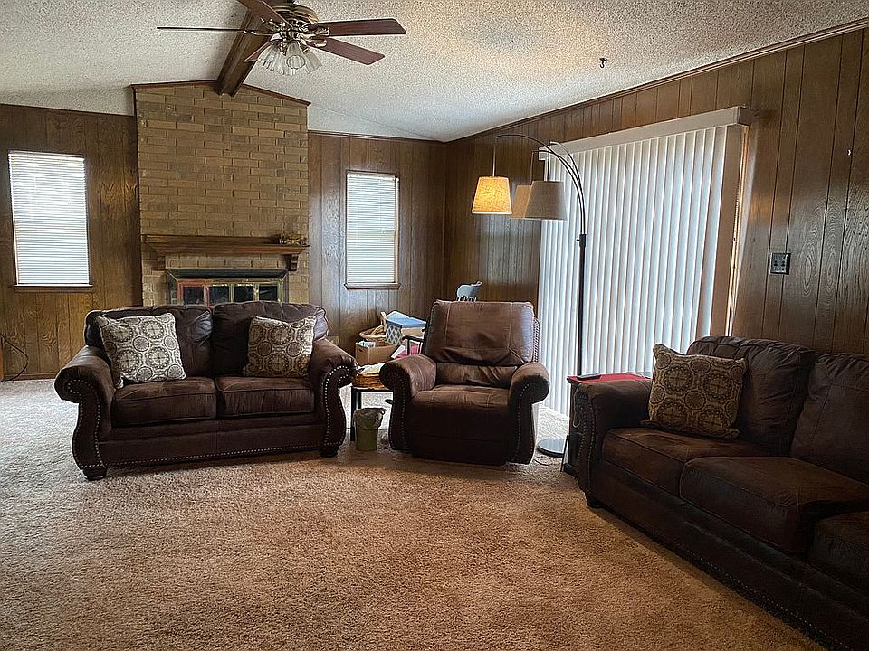 1st image of 410 Town North Dr