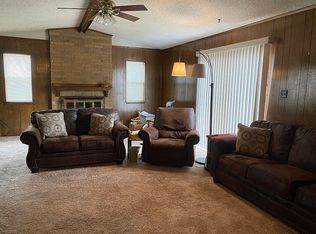 410 Town North Dr, Terrell, TX 75160