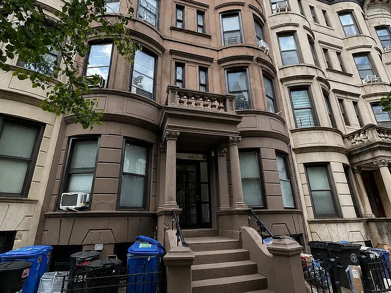 528 5th St #4L — Photo 11