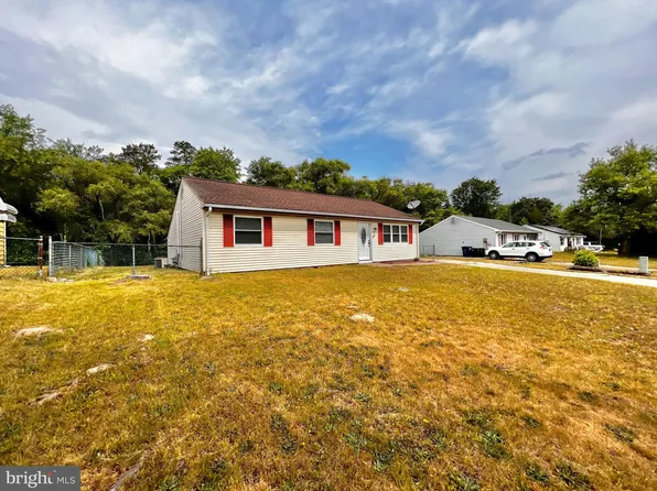 205 Coville Dr, Browns Mills, NJ 08015