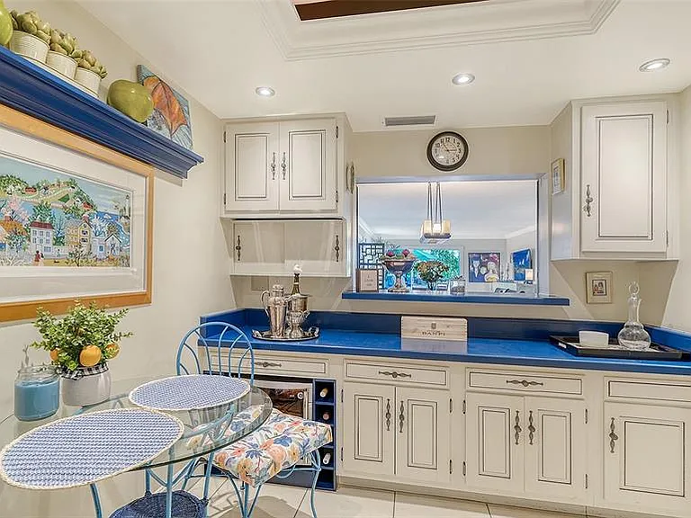 1355 S Portofino Dr #103 — Photo 35