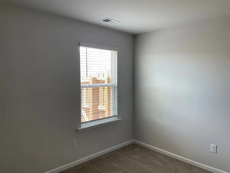 1824 E Woodstork Ln NE — Photo 29