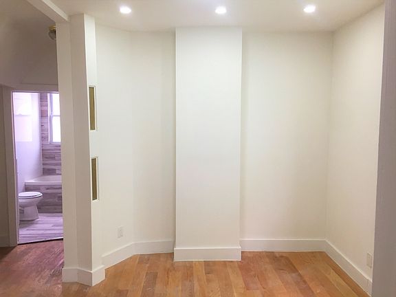 4th image of 3246 105th St