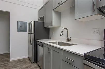 3300 S "10-Plex" - 2580 #2 — Photo 3